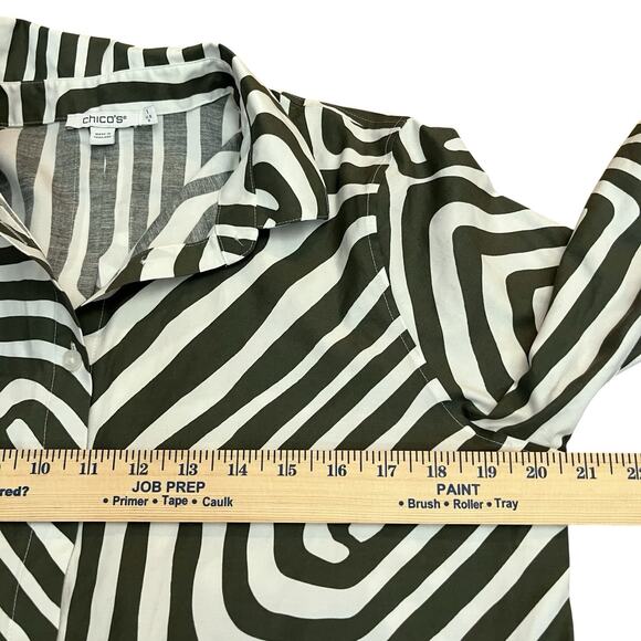 Chicos No Iron Abstract Button Down Tunic Shirt Medium/1 Long Sleeve Geometric - Picture 5 of 8